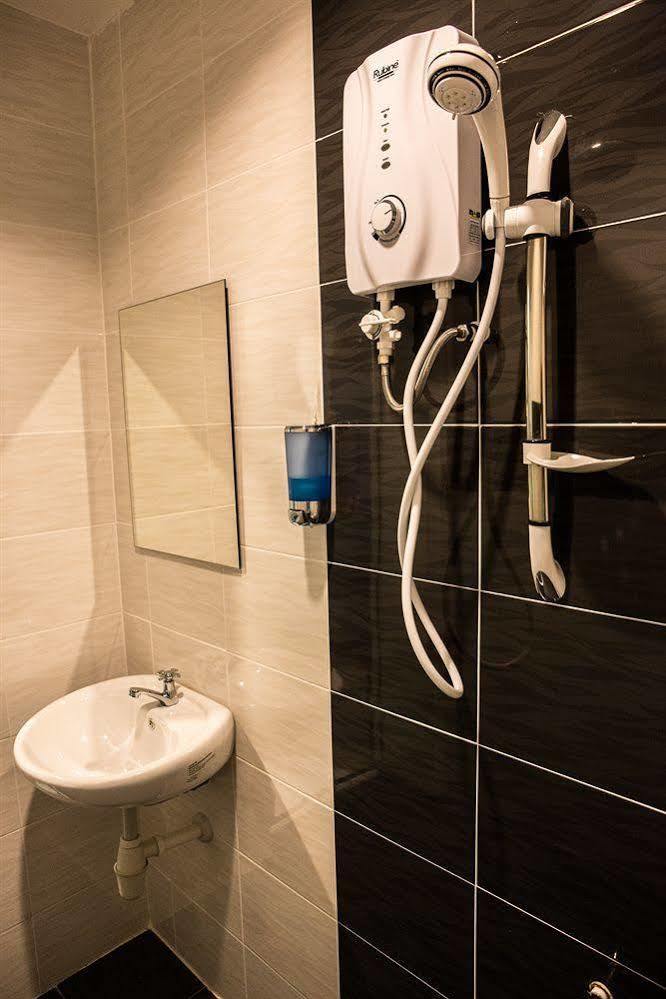 De Jaya Hotel Petaling Jaya Bagian luar foto